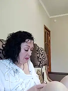 HelgaDennis online show from 05.20.26