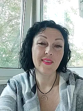 HelgaDennis online show from 05.22.26