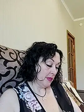 HelgaDennis online show from 05.26.26