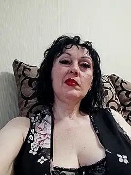 HelgaDennis online show from 05.27.26