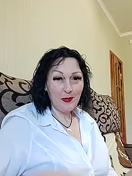 HelgaDennis online show from 06.18.26