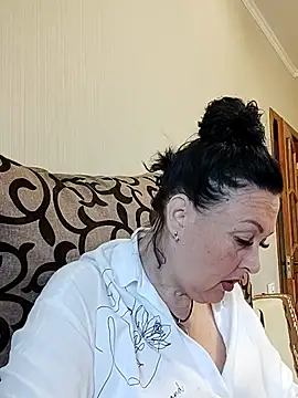 HelgaDennis online show from 07.05.26