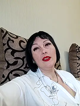 HelgaDennis online show from 07.13.26