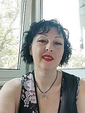 HelgaDennis online show from 07.18.26