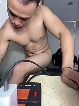 Sebas riveraon online show from 04.23.26