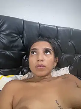 Snapshot of Blowjob-Queen_ chatting on 04.22.26 Blowjob-Queen online show from 04.22.26