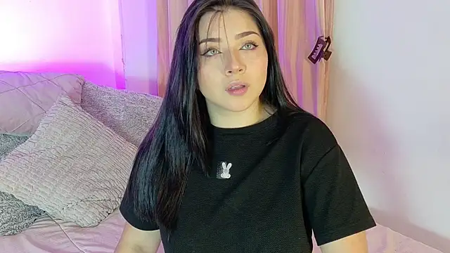 CamilaRougee online show from 04.06.26