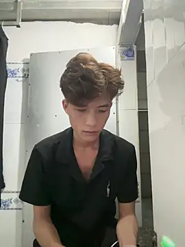 Nguyencuong1999 online show from 05.04.26