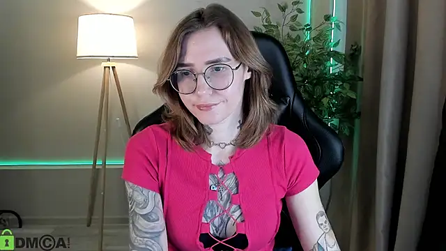 Snapshot of Misha_Moss chatting on 03.23.26 Misha Moss online show from 03.23.26