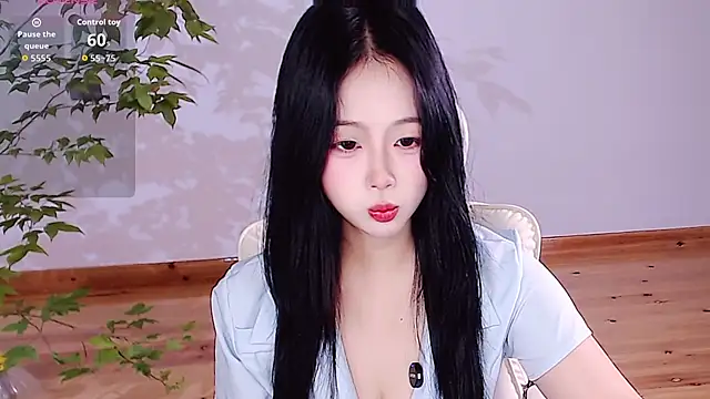 Snapshot of Luck-256 chatting on 04.22.26 Luck-256 online show from 04.22.26