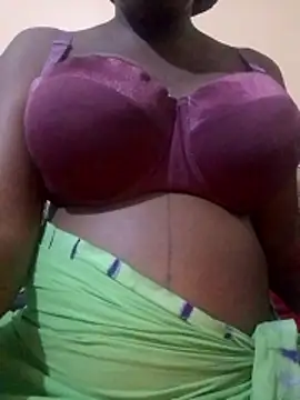 Snapshot of Coco2vee chatting on 03.22.26 Coco2vee online show from 03.22.26