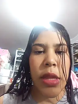 Snapshot of venuslaferte_ chatting on 04.03.26 venuslaferte online show from 04.03.26