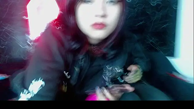 Raw velvet online show from 04.30.26