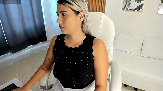 shadixa Luxxx online show from 04.07.26