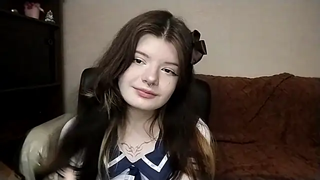 Eva Ange online show from 05.03.26