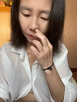 Snapshot of lilysister66 chatting on 05.26.26 lilysister66 online show from 05.26.26