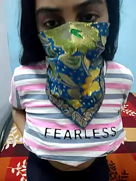 Snapshot of ALIZA_FENDY chatting on 03.25.26 ALIZA FENDY online show from 03.25.26