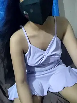 Snapshot of ALIZA_FENDY chatting on 04.19.26 ALIZA FENDY online show from 04.19.26