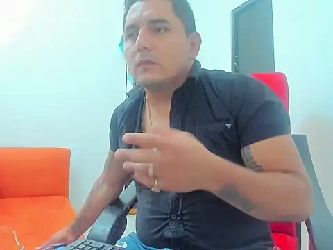 Snapshot of danisttar chatting on 03.23.26 danisttar online show from 03.23.26