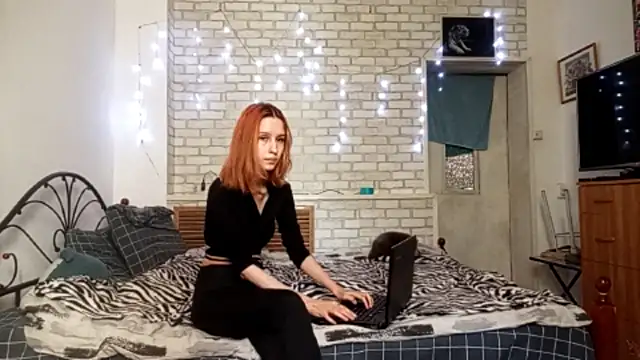 SirenFrost online show from 04.02.26