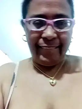 sexymomsn online show from 04.24.26