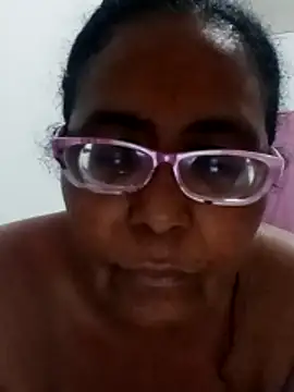 sexymomsn online show from 06.13.26