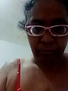 sexymomsn online show from 06.22.26