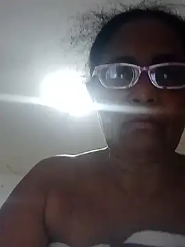 sexymomsn online show from 07.28.26