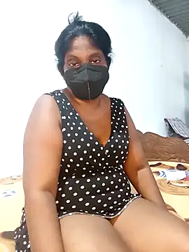 Snapshot of Jayani1978 chatting on 04.05.26 Jayani1978 online show from 04.05.26