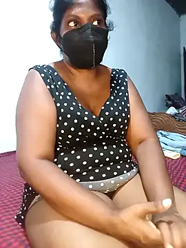 Snapshot of Jayani1978 chatting on 04.10.26 Jayani1978 online show from 04.10.26