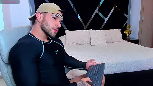Raytorres online show from 07.24.26