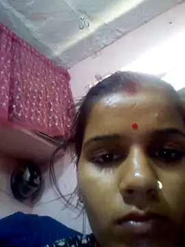 Snapshot of Raveena0990 chatting on 05.16.26 Raveena0990 online show from 05.16.26