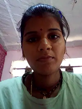 Snapshot of Raveena0990 chatting on 05.19.26 Raveena0990 online show from 05.19.26