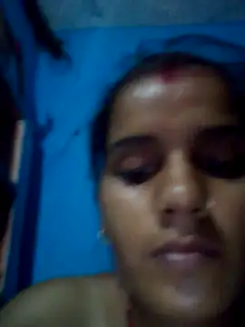 Snapshot of Raveena0990 chatting on 05.21.26 Raveena0990 online show from 05.21.26