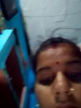 Snapshot of Raveena0990 chatting on 05.22.26 Raveena0990 online show from 05.22.26