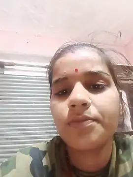 Snapshot of Raveena0990 chatting on 05.29.26 Raveena0990 online show from 05.29.26