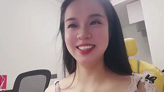 Snapshot of Sweet_Tang chatting on 03.31.26 Sweet Tang online show from 03.31.26