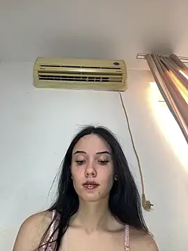 Snapshot of icedrosemarye chatting on 06.16.26 icedrosemarye online show from 06.16.26