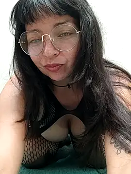 Snapshot of LisaMargo chatting on 06.19.26 LisaMargo online show from 06.19.26