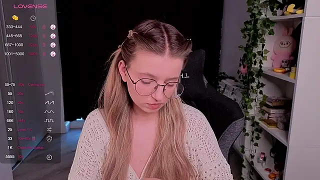 aviaveavii online show from 05.21.26