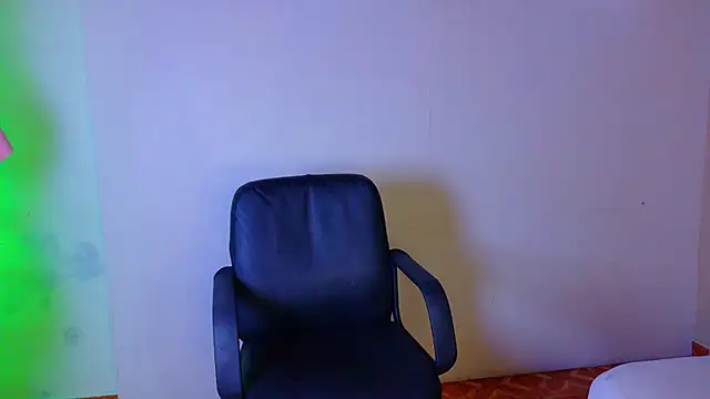 AriaBennett   online show from 07.23.26
