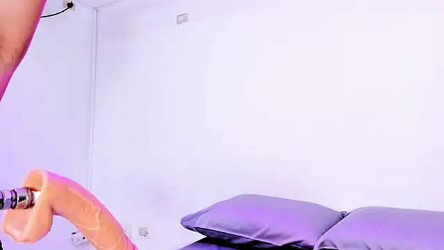 veronica bigass online show from 07.17.26