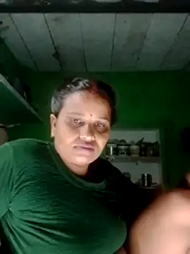 Shivani09900 online show from 07.18.26