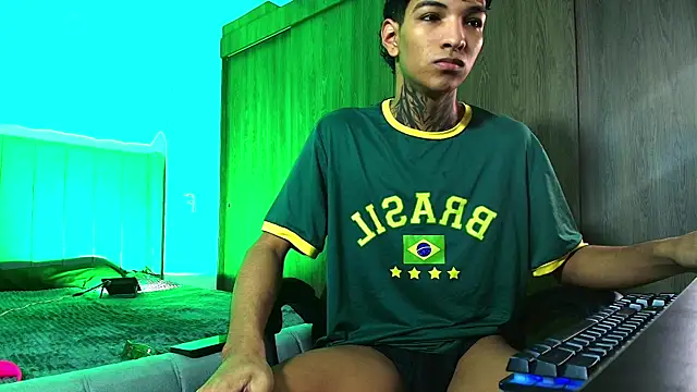 im Usuga online show from 05.19.26
