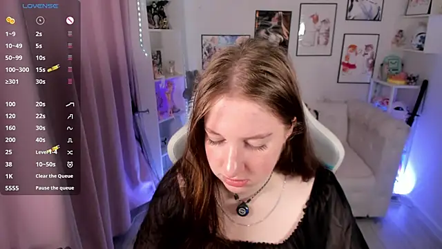 Elisabeth Binder online show from 07.21.26