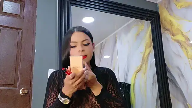 LindaFrancoo online show from 06.04.26