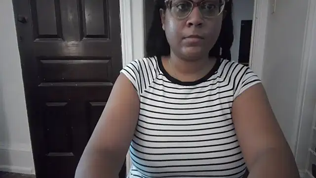 Snapshot of biancadoesit chatting on 05.19.26 biancadoesit online show from 05.19.26