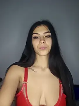 Crissdesire online show from 05.04.26