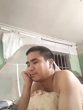 Snapshot of Tinh_love chatting on 04.18.26 Tinh love online show from 04.18.26