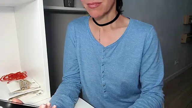 Snapshot of LadyL2026 chatting on 05.22.26 LadyL2026 online show from 05.22.26